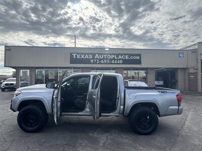 2017 Toyota Tacoma TRD Sport   - Photo 13 - Dallas, TX 75247