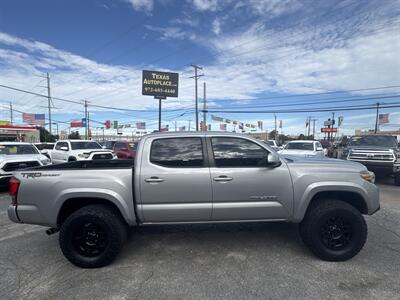 2017 Toyota Tacoma TRD Sport   - Photo 6 - Dallas, TX 75247