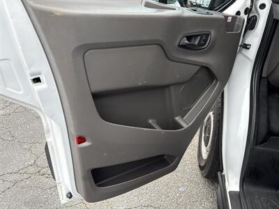 2020 Ford Transit 250   - Photo 14 - Dallas, TX 75247