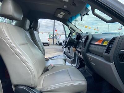 2017 Ford F-250 XL   - Photo 18 - Dallas, TX 75247