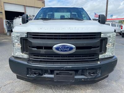 2017 Ford F-250 XL   - Photo 2 - Dallas, TX 75247