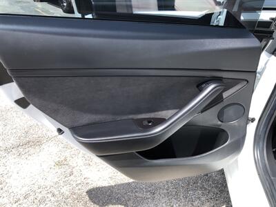 2021 Tesla Model 3 Standard Range Plus - Photo 13 - Dallas, TX 75247
