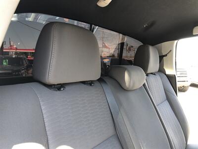 2019 Toyota Tacoma SR5 V6   - Photo 15 - Dallas, TX 75247
