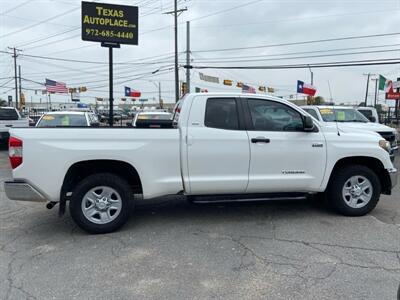 2019 Toyota Tundra SR5   - Photo 9 - Dallas, TX 75247