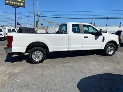 2017 Ford F-250 XL   - Photo 23 - Dallas, TX 75247