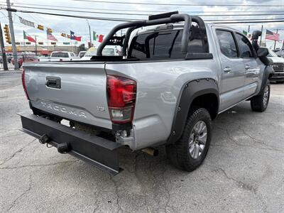 2019 Toyota Tacoma SR5 V6   - Photo 9 - Dallas, TX 75247