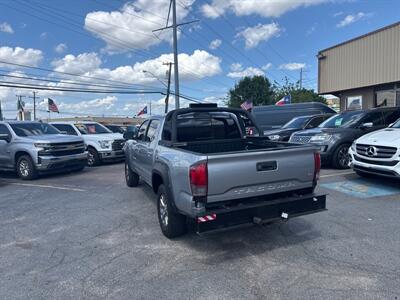 2019 Toyota Tacoma SR5 V6   - Photo 7 - Dallas, TX 75247