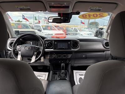 2019 Toyota Tacoma SR5 V6   - Photo 30 - Dallas, TX 75247