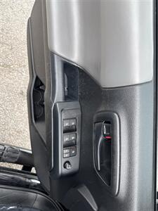 2021 Toyota Tacoma SR5   - Photo 14 - Dallas, TX 75247