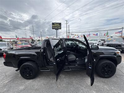 2021 Toyota Tacoma SR5   - Photo 8 - Dallas, TX 75247