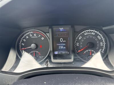 2021 Toyota Tacoma SR5   - Photo 19 - Dallas, TX 75247