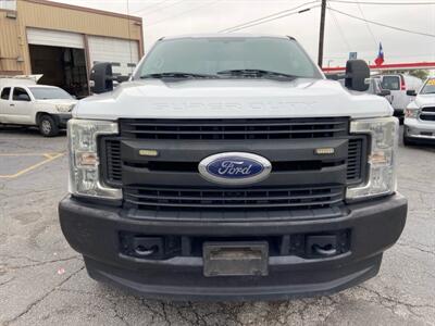 2019 Ford F-250 XL   - Photo 2 - Dallas, TX 75247