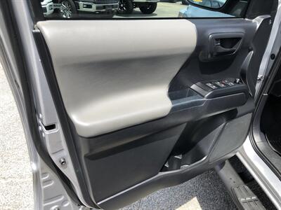 2021 Toyota Tacoma SR5 V6 - Photo 16 - Dallas, TX 75247