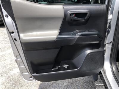 2021 Toyota Tacoma SR5 V6 - Photo 24 - Dallas, TX 75247
