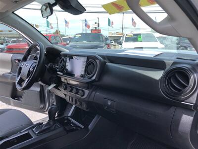 2021 Toyota Tacoma SR5 V6 - Photo 30 - Dallas, TX 75247