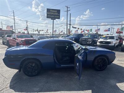 2010 Dodge Challenger R/T - Photo 9 - Dallas, TX 75247