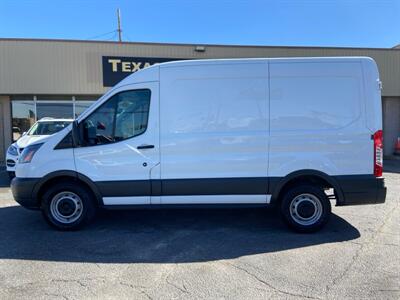 2018 Ford Transit 150   - Photo 16 - Dallas, TX 75247