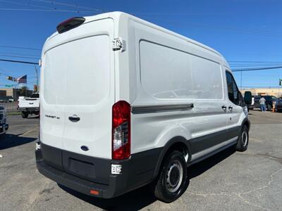 2018 Ford Transit 150   - Photo 10 - Dallas, TX 75247