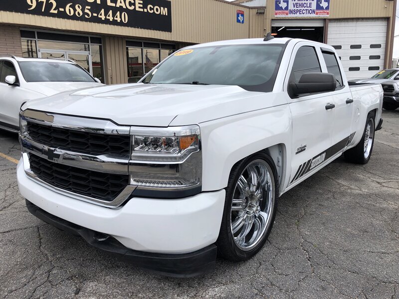 2019 Chevrolet Silverado 1500 LD Custom   - Photo 1 - Dallas, TX 75247