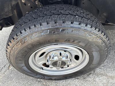 2022 Ford F-250 Super Duty XL   - Photo 38 - Dallas, TX 75247