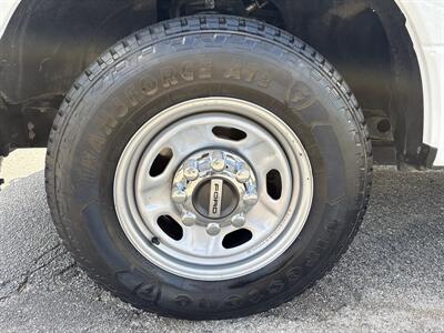 2022 Ford F-250 Super Duty XL   - Photo 39 - Dallas, TX 75247