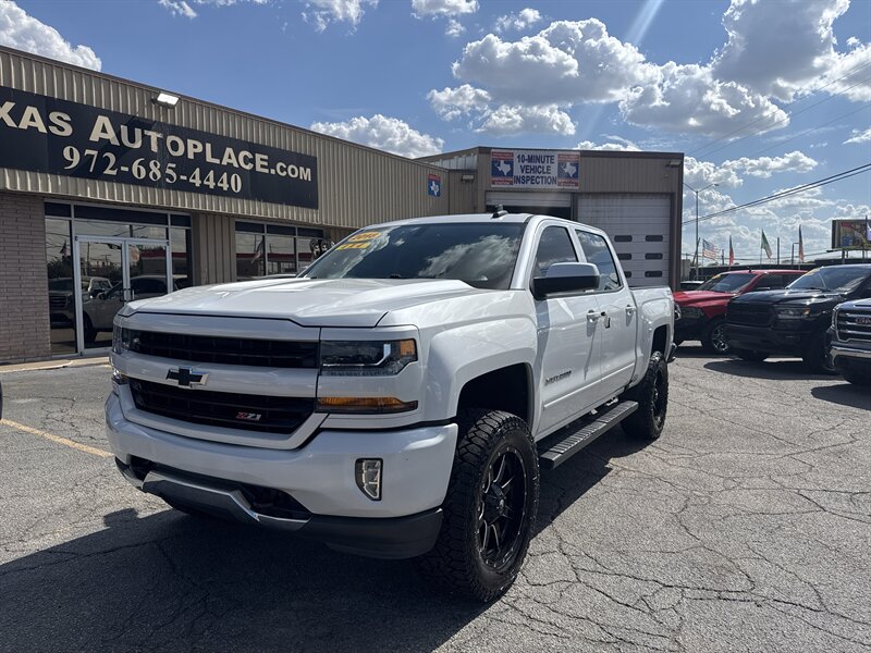 2018 Chevrolet Silverado 1500 LT   - Photo 1 - Dallas, TX 75247