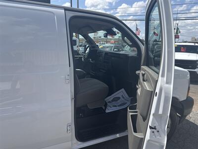 2019 Chevrolet Express 2500   - Photo 17 - Dallas, TX 75247