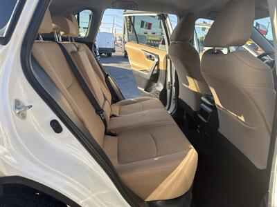 2020 Toyota RAV4 LE   - Photo 15 - Dallas, TX 75247