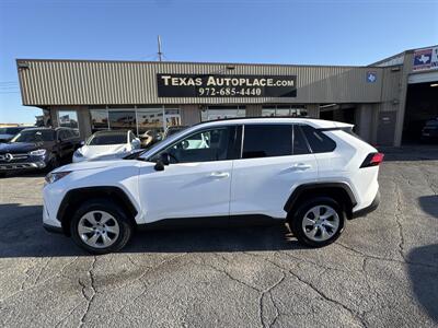 2020 Toyota RAV4 LE   - Photo 2 - Dallas, TX 75247