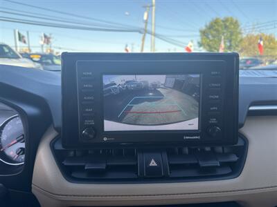 2020 Toyota RAV4 LE   - Photo 20 - Dallas, TX 75247