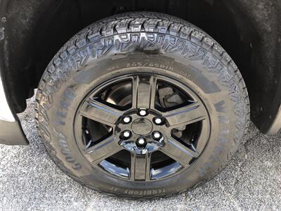 2018 GMC Sierra 1500 SLT   - Photo 23 - Dallas, TX 75247