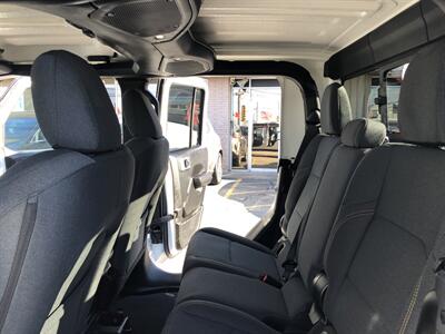 2025 Jeep Gladiator Sport   - Photo 24 - Dallas, TX 75247