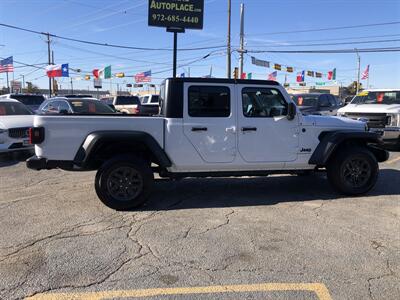 2025 Jeep Gladiator Sport   - Photo 9 - Dallas, TX 75247