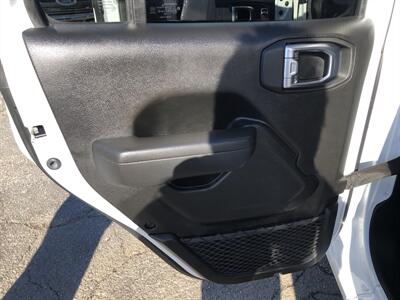 2025 Jeep Gladiator Sport   - Photo 22 - Dallas, TX 75247