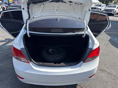 2015 Hyundai ACCENT GLS   - Photo 15 - Dallas, TX 75247