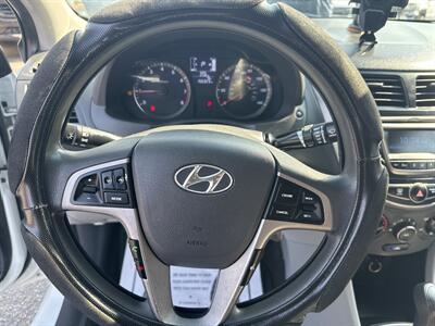 2015 Hyundai ACCENT GLS   - Photo 18 - Dallas, TX 75247