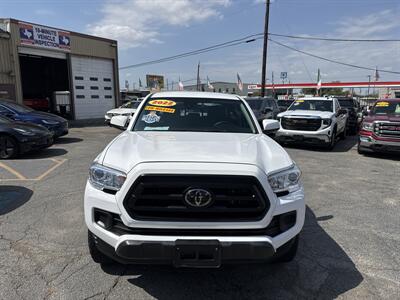 2022 Toyota Tacoma SR   - Photo 2 - Dallas, TX 75247