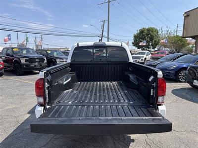 2022 Toyota Tacoma SR   - Photo 11 - Dallas, TX 75247