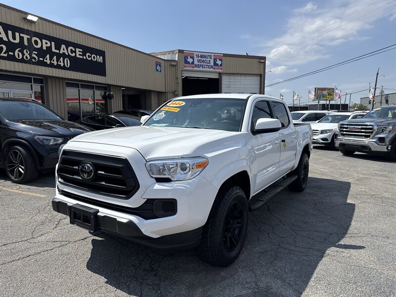 2022 Toyota Tacoma SR   - Photo 1 - Dallas, TX 75247