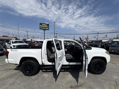 2022 Toyota Tacoma SR   - Photo 16 - Dallas, TX 75247
