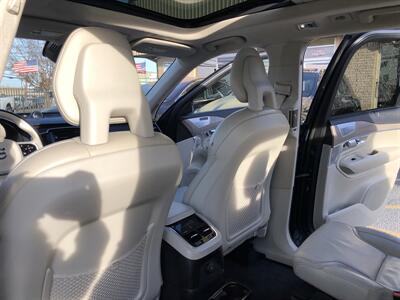 2022 Volvo XC90 Recharge T8 Inscription 6P   - Photo 27 - Dallas, TX 75247