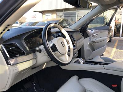 2022 Volvo XC90 Recharge T8 Inscription 6P   - Photo 35 - Dallas, TX 75247