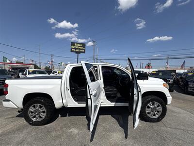 2017 Toyota Tundra Platinum - Photo 13 - Dallas, TX 75247