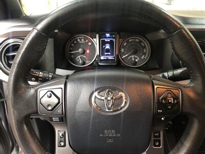 2020 Toyota Tacoma TRD Off-Road   - Photo 13 - Dallas, TX 75247