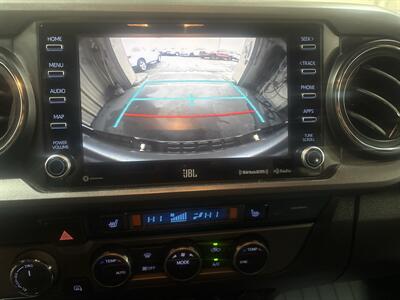 2020 Toyota Tacoma TRD Off-Road   - Photo 15 - Dallas, TX 75247