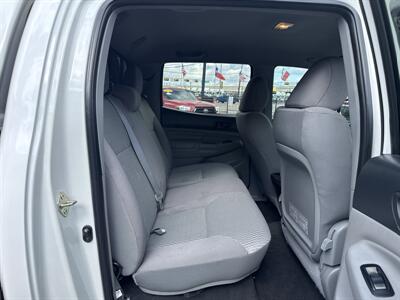 2015 Toyota Tacoma V6 - Photo 13 - Dallas, TX 75247