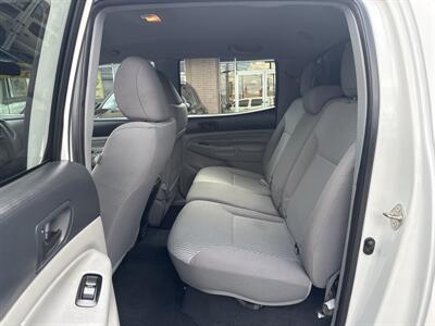 2015 Toyota Tacoma V6 - Photo 17 - Dallas, TX 75247