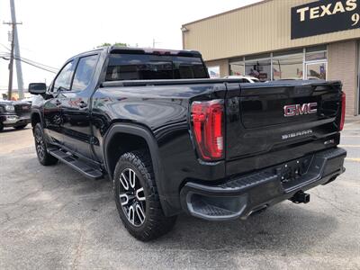 2020 GMC Sierra 1500 AT4   - Photo 16 - Dallas, TX 75247