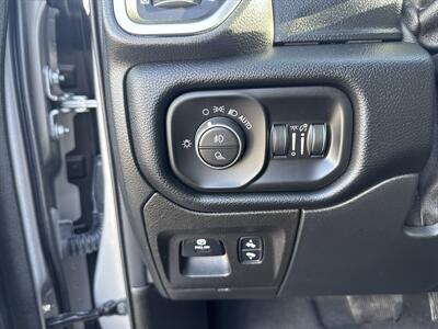 2022 RAM 1500 Laramie   - Photo 21 - Dallas, TX 75247