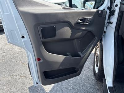 2021 Ford Transit 250   - Photo 16 - Dallas, TX 75247